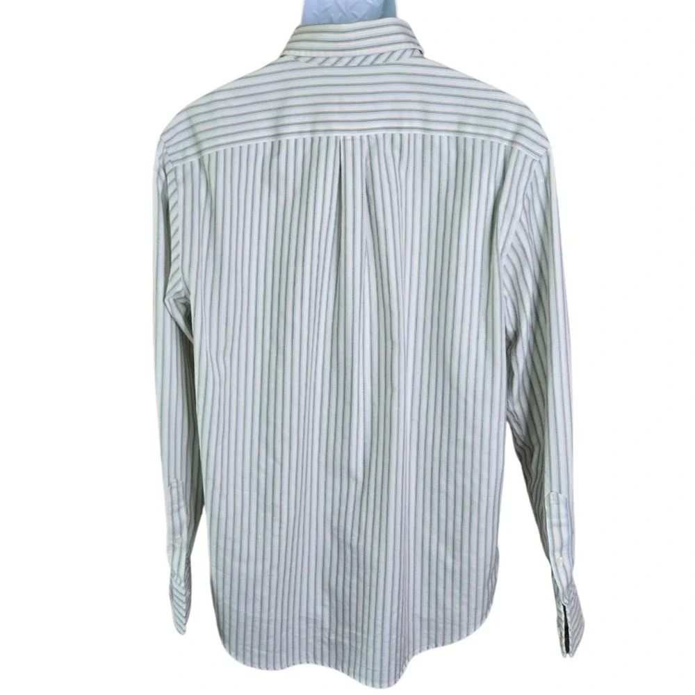 Eddie Bauer Mens Career Button Down Shirt Size M Striped Wrinkle Stain Resistant